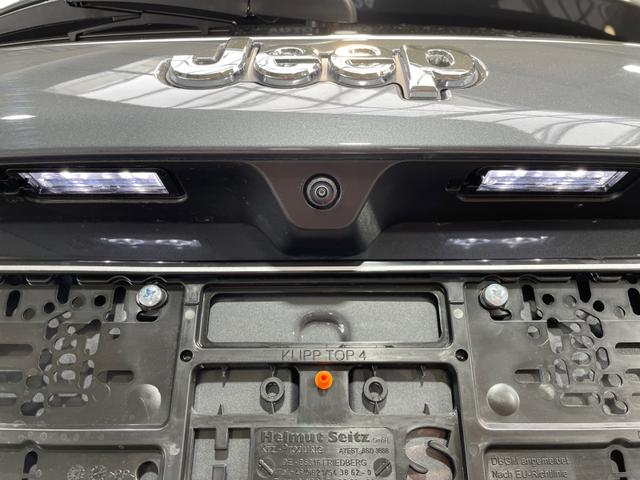 Jeep Compass Limited 1.5 E-Hybrid 130 Automatik Klimaaut LED SHZ AdaptTemp DAB Kamera Spur 18LMF 