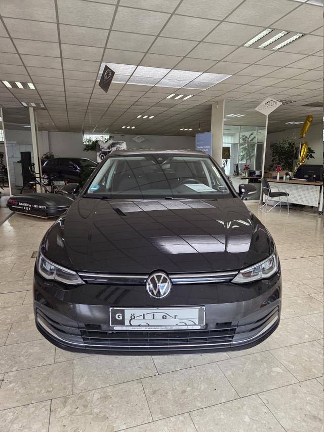 Volkswagen Golf - VIII 1.5 TSI Active