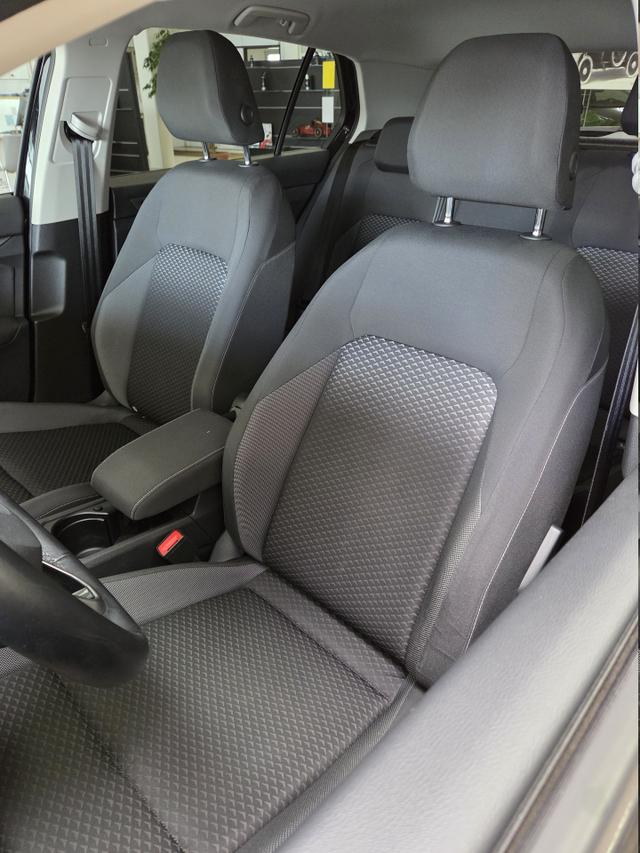 Volkswagen Golf VIII 1.5 TSI Active 