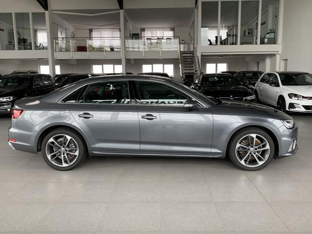 Audi A4 Limousine 35 TFSI S tronic Line Sportpaket 