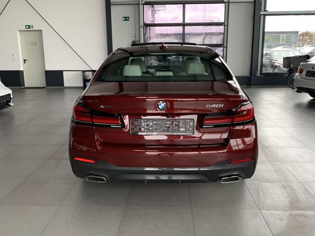 BMW 5er 540i xDrive Aut. M Sportpaket Schiebedach Leder Nappa 