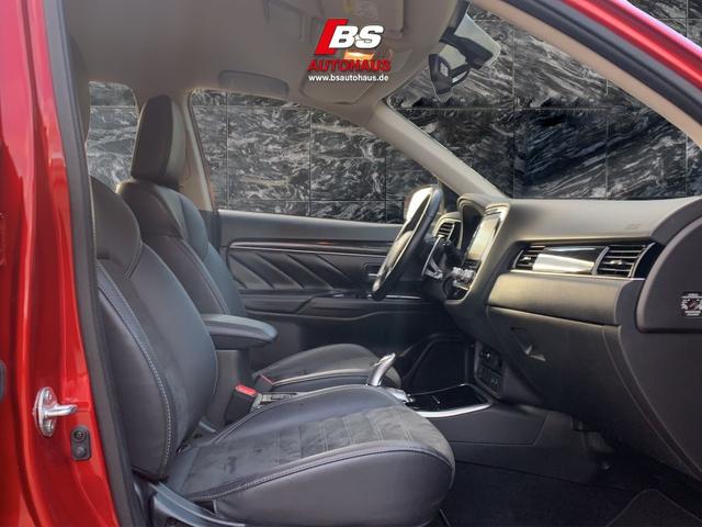 Mitsubishi Outlander 2.4 4WD Plug-In Hybrid Spirit 15x VORHANDEN 