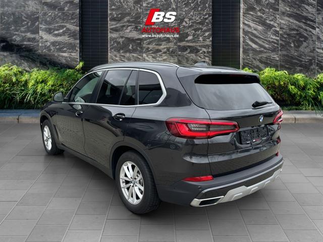 BMW X5 xDrive30d 7 Sitze Luftfederung Head-Up Panorama 
