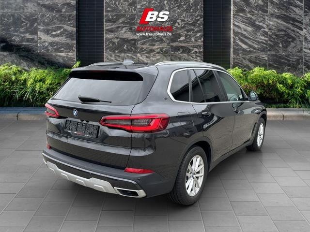 BMW X5 xDrive30d 7 Sitze Luftfederung Head-Up Panorama 