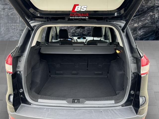 Ford Kuga 1.6 EcoBoost 4x4 Aut. Titanium 