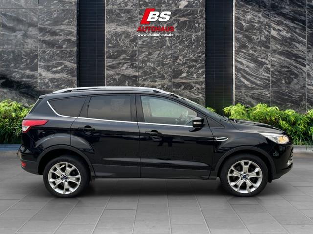 Ford Kuga 1.6 EcoBoost 4x4 Aut. Titanium 