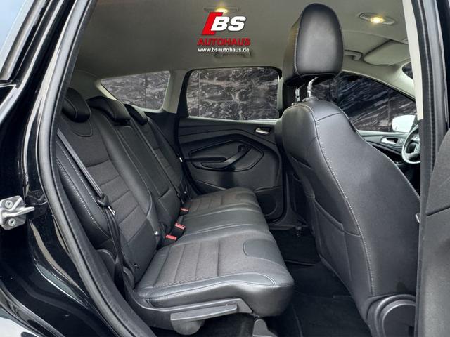 Ford Kuga 1.6 EcoBoost 4x4 Aut. Titanium 
