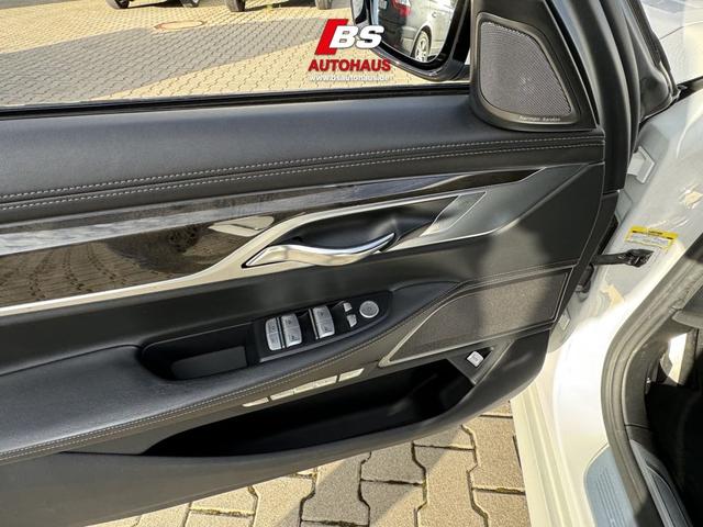 BMW 7er 750i M Sportpaket Laser SHD Head-Up Harman Kardon 