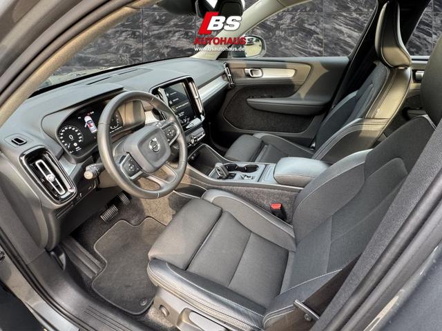 Volvo XC40 D4 AWD Geartronic LED NAVI PDC 