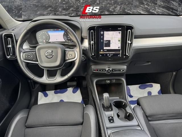 Volvo XC40 D4 AWD Geartronic LED NAVI PDC 
