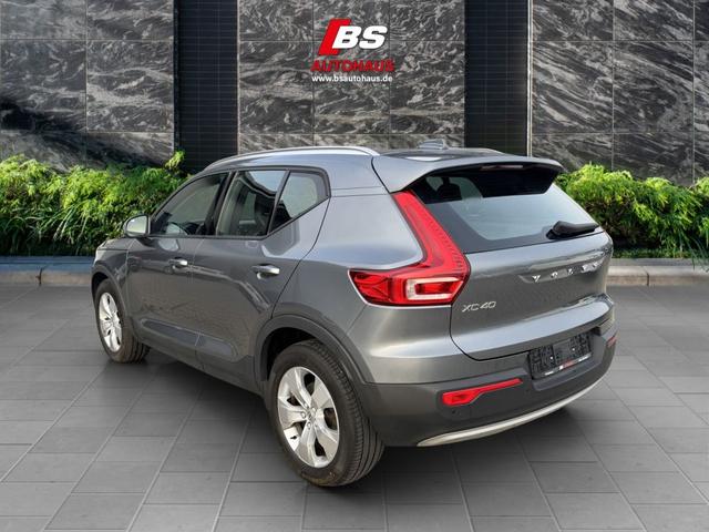 Volvo XC40 D4 AWD Geartronic LED NAVI PDC 