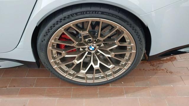 BMW M3 CS M Carbon-Keramik-Bremse Live Cockpit Professional 