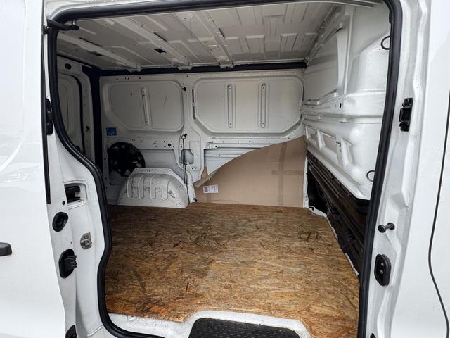 Renault Trafic Kastenwagen dCi 120 L1H1 Klima 