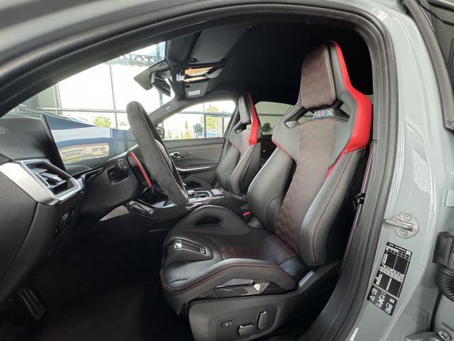 BMW M3 CS M Carbon-Keramik-Bremse Live Cockpit Professional 