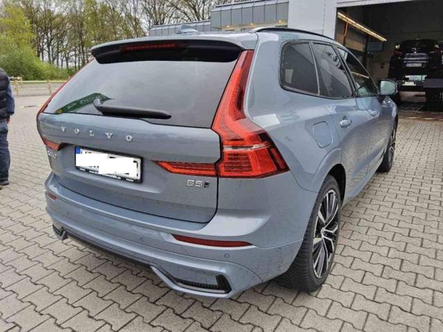Volvo XC60 B5 B AWD Ultimate Dark 