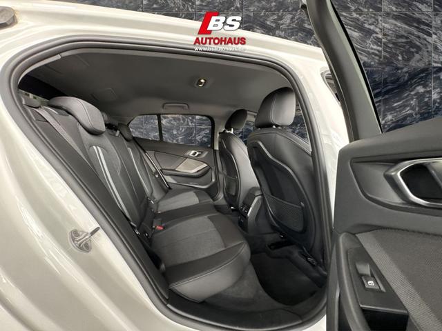 BMW 1er 120d xDrive Aut. Business Paket Harman Kardon 