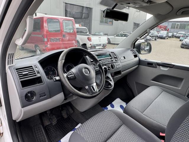 Volkswagen T5 Kastenwagen Transporter Standheizung AHK 3 Sitze 