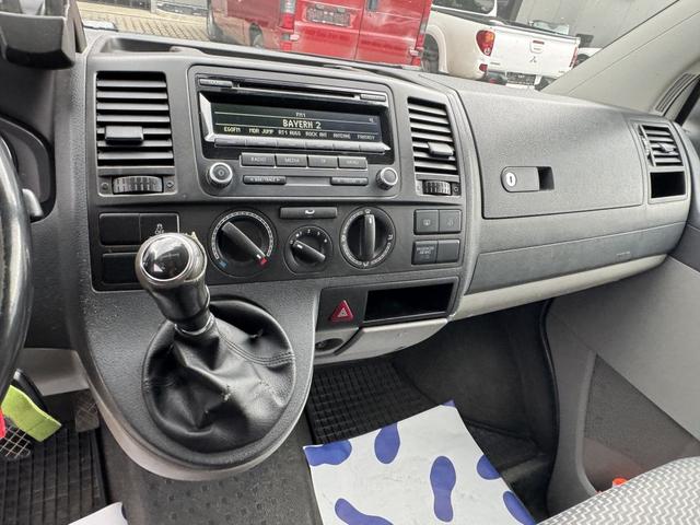 Volkswagen T5 Kastenwagen Transporter Standheizung AHK 3 Sitze 