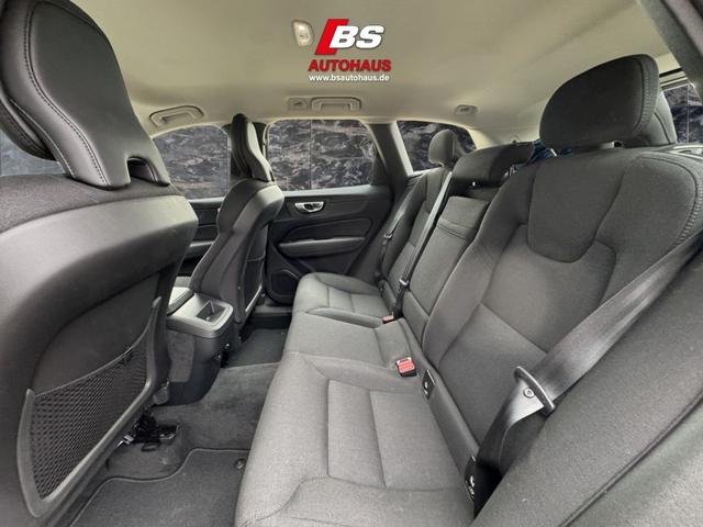 Volvo XC60 B4 B Geartronic Momentum Pro 