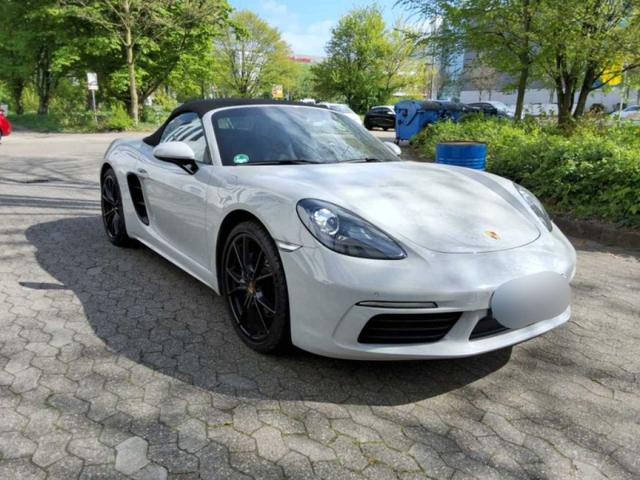 Porsche Boxster 718 PDK BOSE 20"" Alu Sport Paket Chrono 