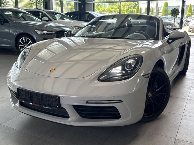 Porsche Boxster - 718 PDK BOSE 20"" Alu Sport Paket Chrono