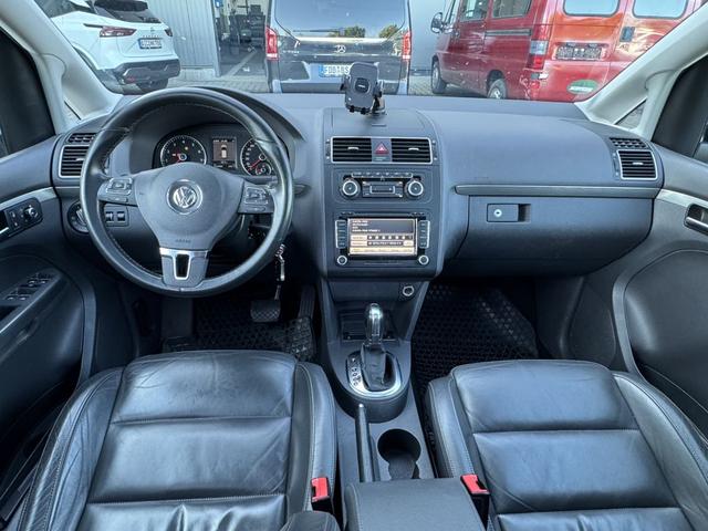 Volkswagen Touran 1.4 TSI DSG Highline LEDER NAVI 