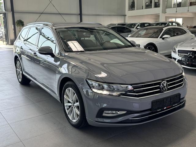 Volkswagen Passat Variant 2.0 TDI DSG Winterpaket Klimapaket 