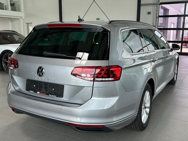 Volkswagen Passat Variant 2.0 TDI AHK NAVI Winterpaket 