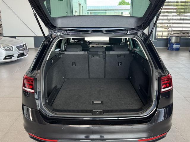 Volkswagen Passat Variant 1.5 TSI OPF DSG AHK NAVI WINTERPAKET 