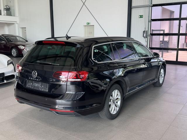 Volkswagen Passat Variant 1.5 TSI OPF DSG AHK NAVI WINTERPAKET 