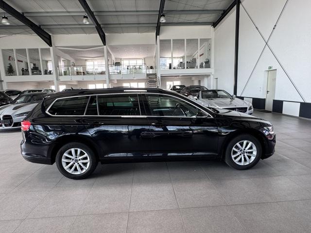 Volkswagen Passat Variant 1.5 TSI OPF DSG AHK NAVI WINTERPAKET 