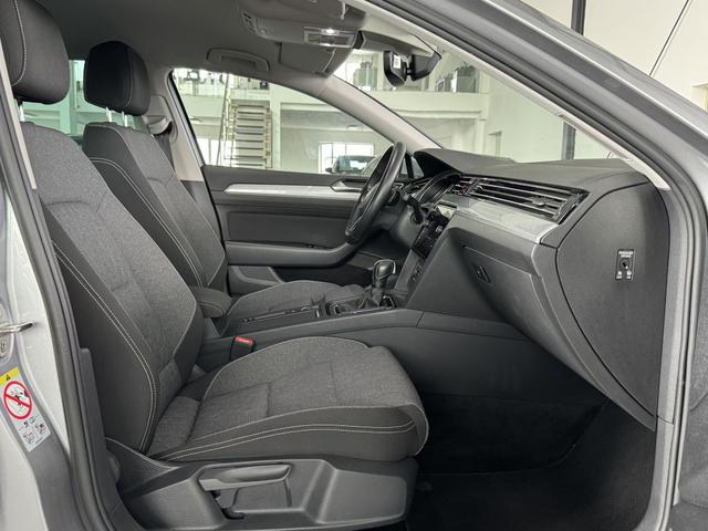 Volkswagen Passat Variant 1.5 TSI OPF DSG Business Winterpaket AHK 