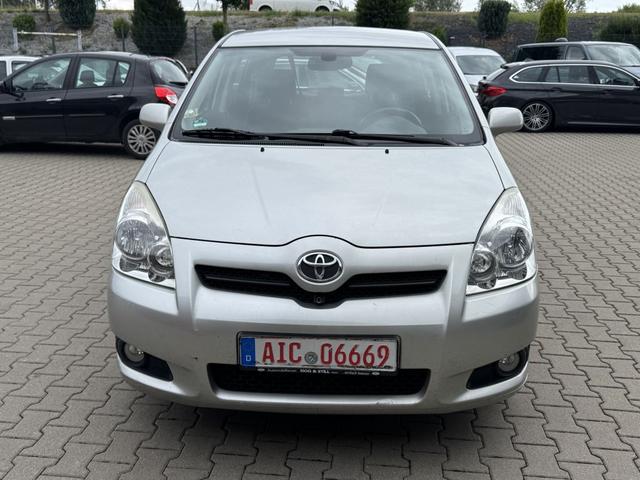 Toyota Corolla Verso - 1.8 Aut. Executive Klma 7 Sitze