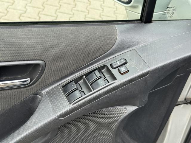 Toyota Corolla Verso 1.8 Aut. Executive Klma 7 Sitze 
