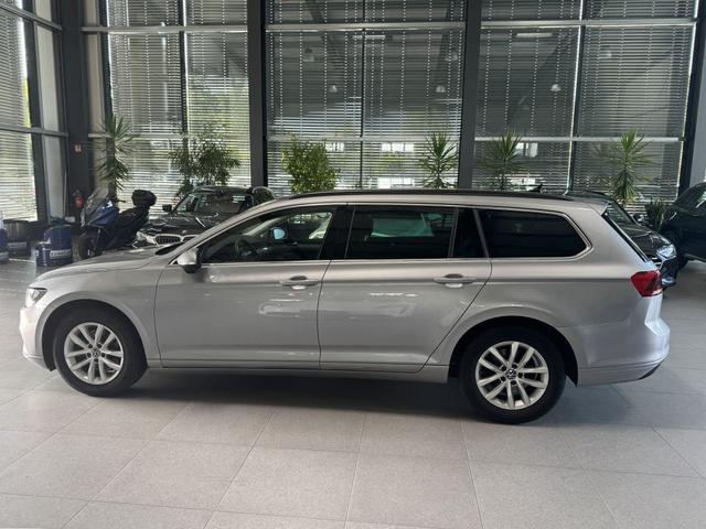 Volkswagen Passat Variant 2.0 TDI SCR DSG AHK NAVI 