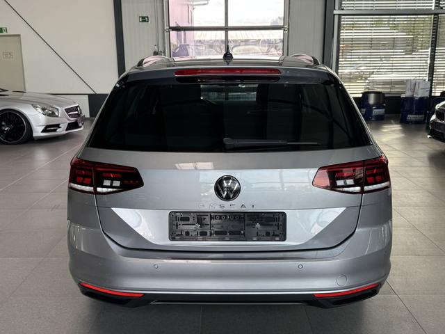 Volkswagen Passat Variant 2.0 TDI SCR DSG AHK NAVI 