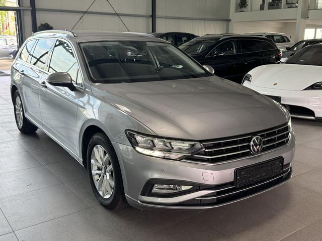 Volkswagen Passat Variant 2.0 TDI SCR DSG AHK NAVI 