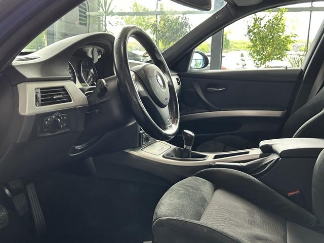 BMW 3er 318i M Sportpaket 