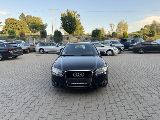 Audi A4 Avant - 1.6