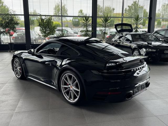 Porsche 911 Carrera 4S PDK 