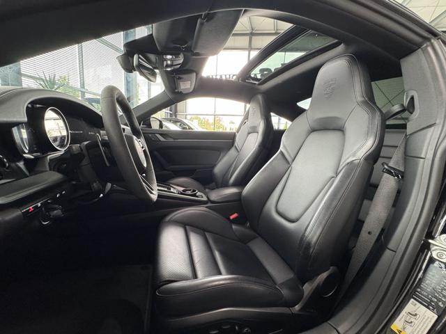 Porsche 911 Carrera 4S PDK 