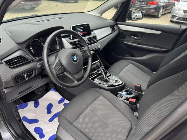 BMW 2er Active Tourer 216d Aut. 