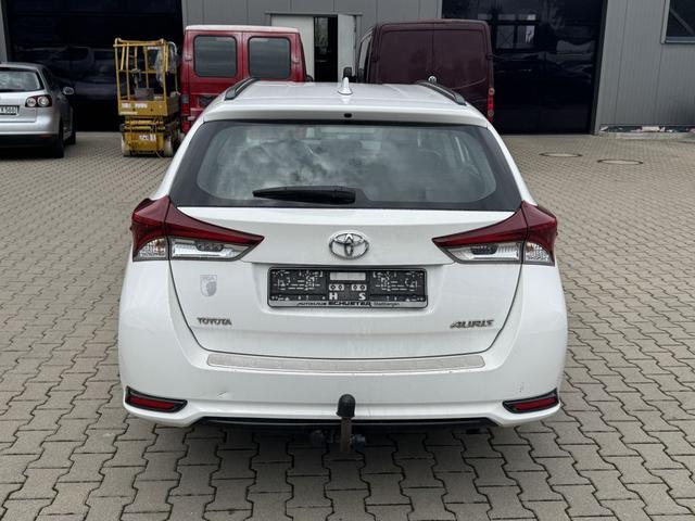 Toyota Auris Touring Sports 1.33 Dual-VVT-i Cool 