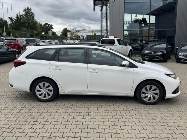 Toyota Auris Touring Sports 1.33 Dual-VVT-i Cool 