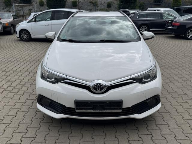 Toyota Auris Touring Sports 1.33 Dual-VVT-i Cool 
