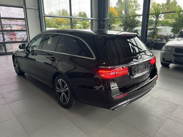 Mercedes-Benz E-Klasse E 220 d T 9G-TRONIC Avantgarde 