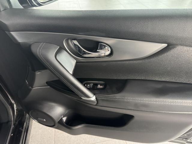 Nissan Qashqai 1.3 DIG-T TEKNA+Panorama-Glasdach 