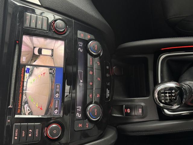 Nissan Qashqai 1.3 DIG-T TEKNA+Panorama-Glasdach 