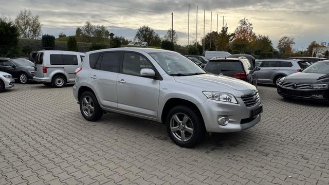Toyota RAV4 RAV 4 2.2 D-4D 4x2 Travel 