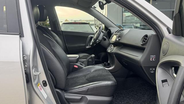 Toyota RAV4 RAV 4 2.2 D-4D 4x2 Travel 